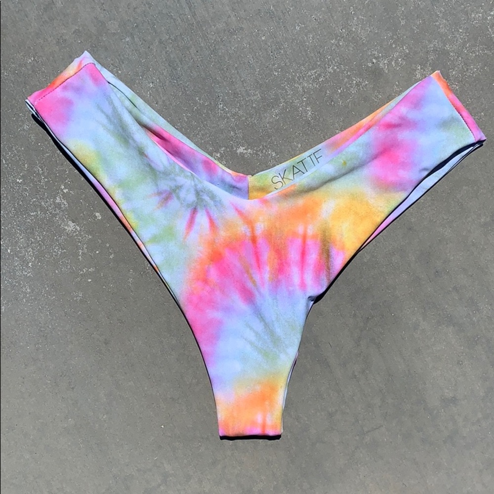Skatie Mandi Bottoms in Woodstock - Med